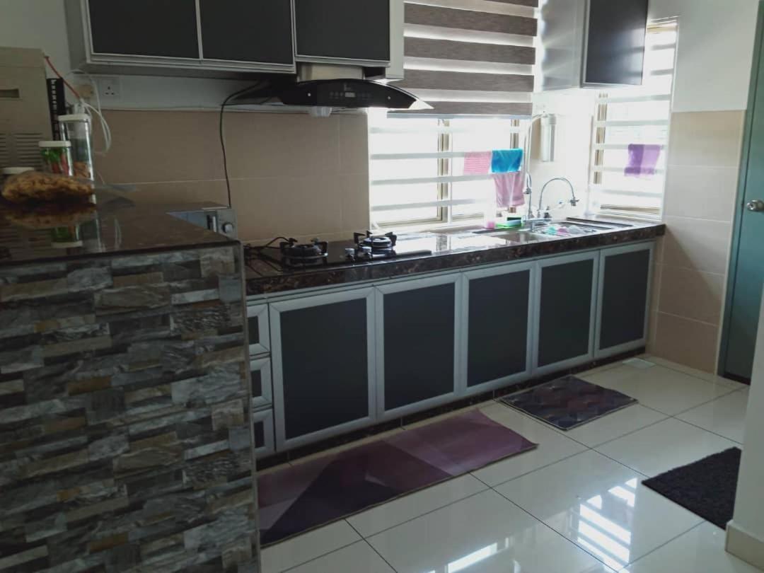 Baituljannah Homestay Бату Пахат Екстериор снимка
